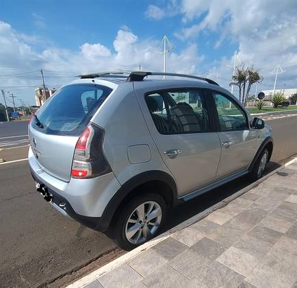 RENAULT SANDERO 1.6 STEPWAY 8V FLEX 4P MANUAL
